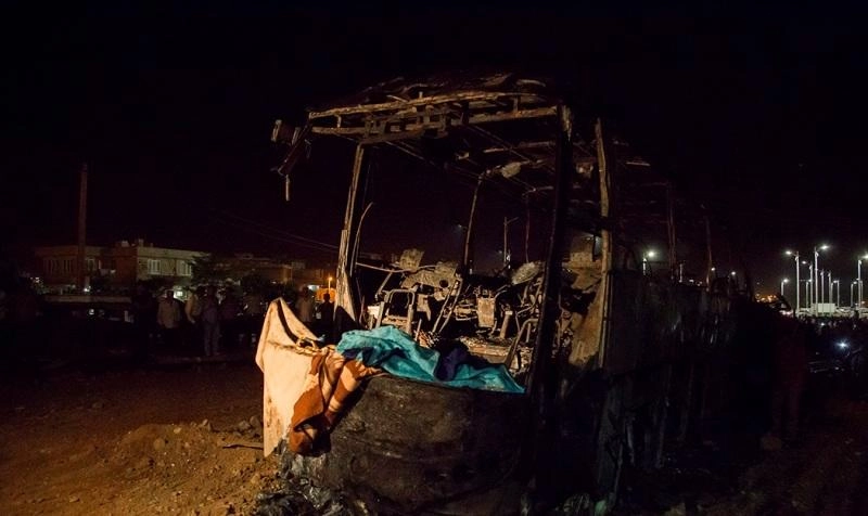 11 قتيلا في تصادم بين صهريج وحافلة
