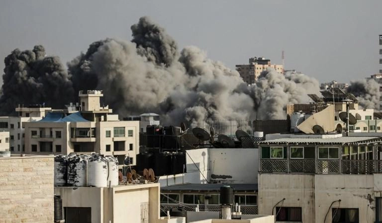 بدء التحقيق في انفجار أودى بحياة مواطن وابنه 