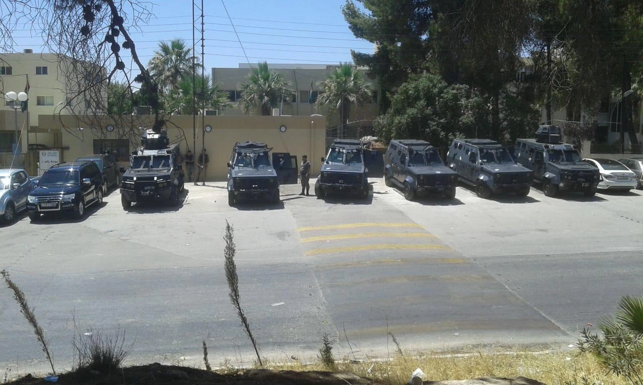 شركة دار الدواء تعلّق عملها وسط إضراب موظفيها