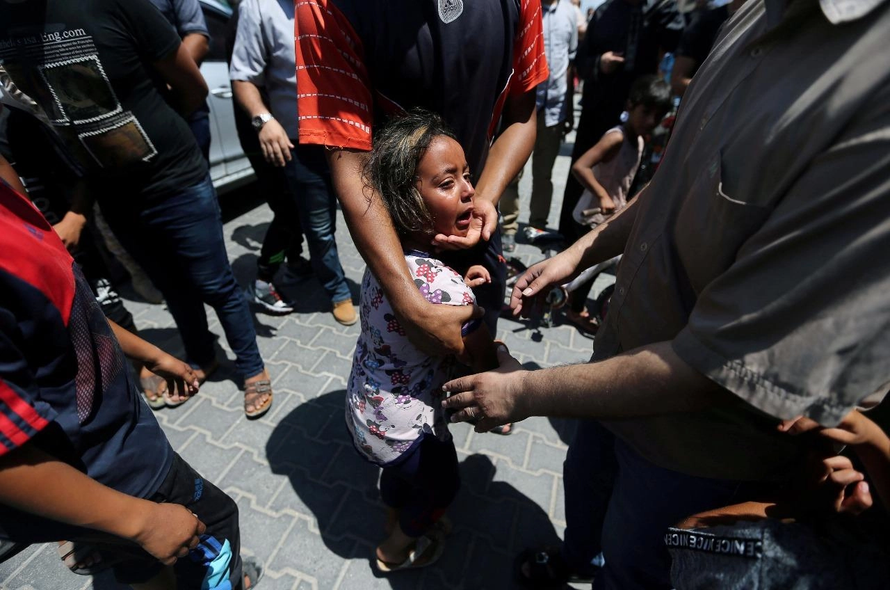 استشهاد 4 فلسطينيين ومقتل جندي إسرائيلي