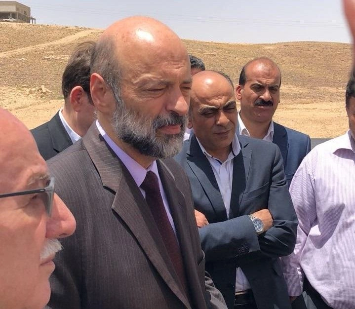 الرزاز يتفقد الطريق الصحراوي 