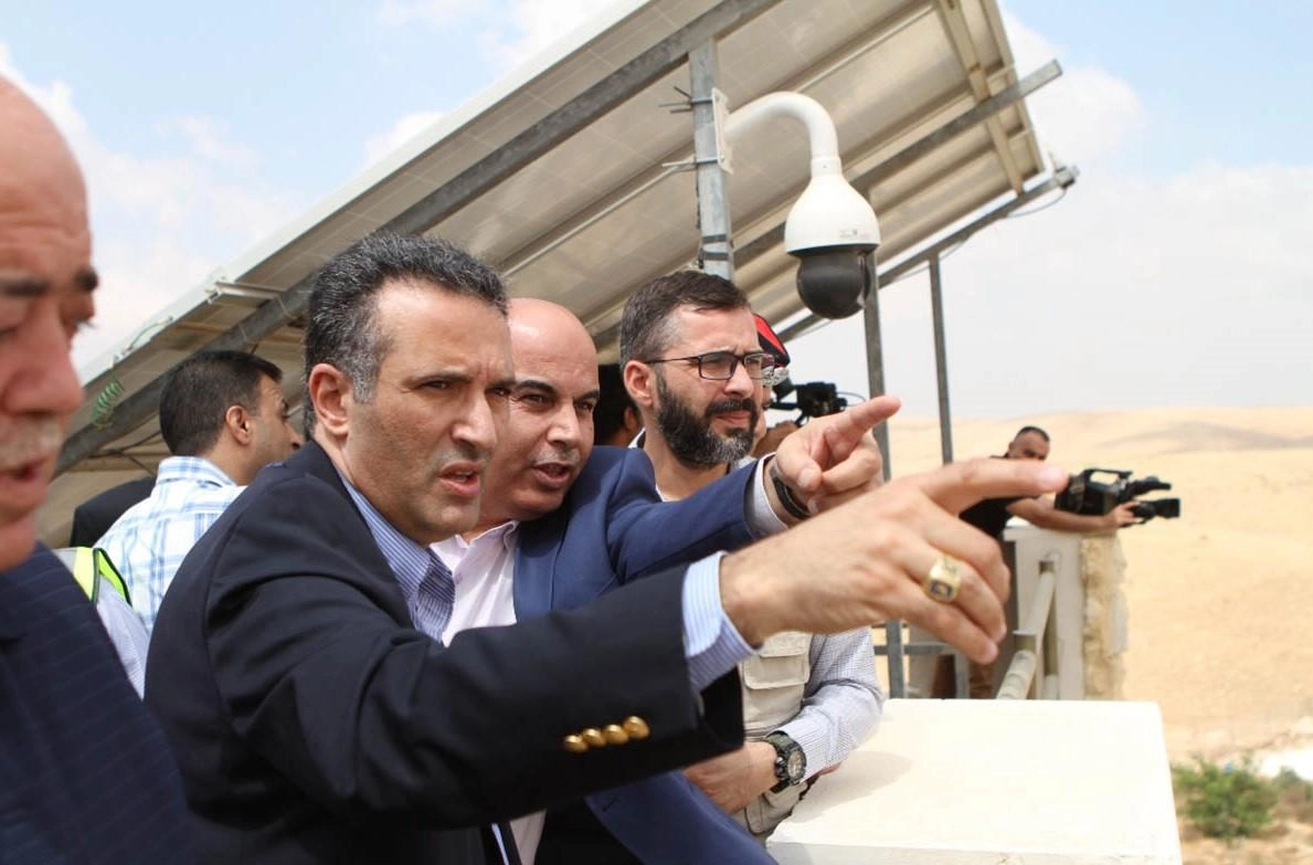 وزير البيئة يطلع على واقع مكب الأكيدر