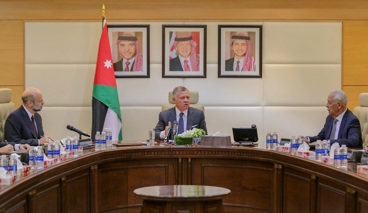 الملك: نريد "كسر ظهر" الفساد في البلد