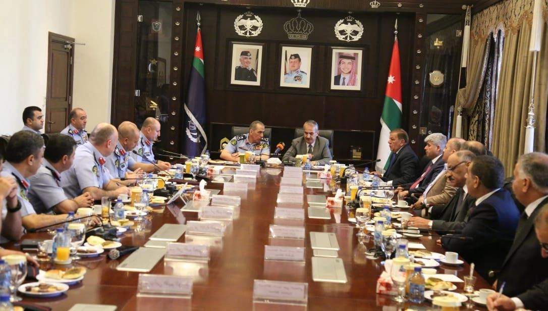 إجراءات للقضاء على ظاهرة إطلاق العيارات النارية 