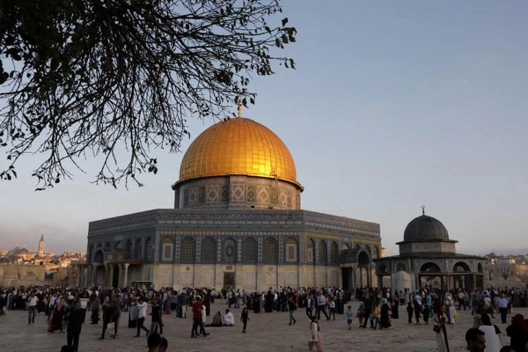 إسرائيل تطلق سراح معتقلي الأوقاف 