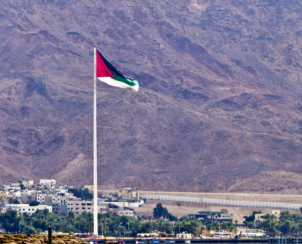 نشوب حريق في أحد الفنادق
