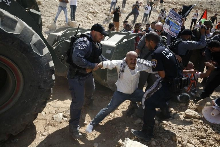 انتهاء مهلة إسرائيلية لأهالي الخان الأحمر لهدم منازلهم ذاتياً