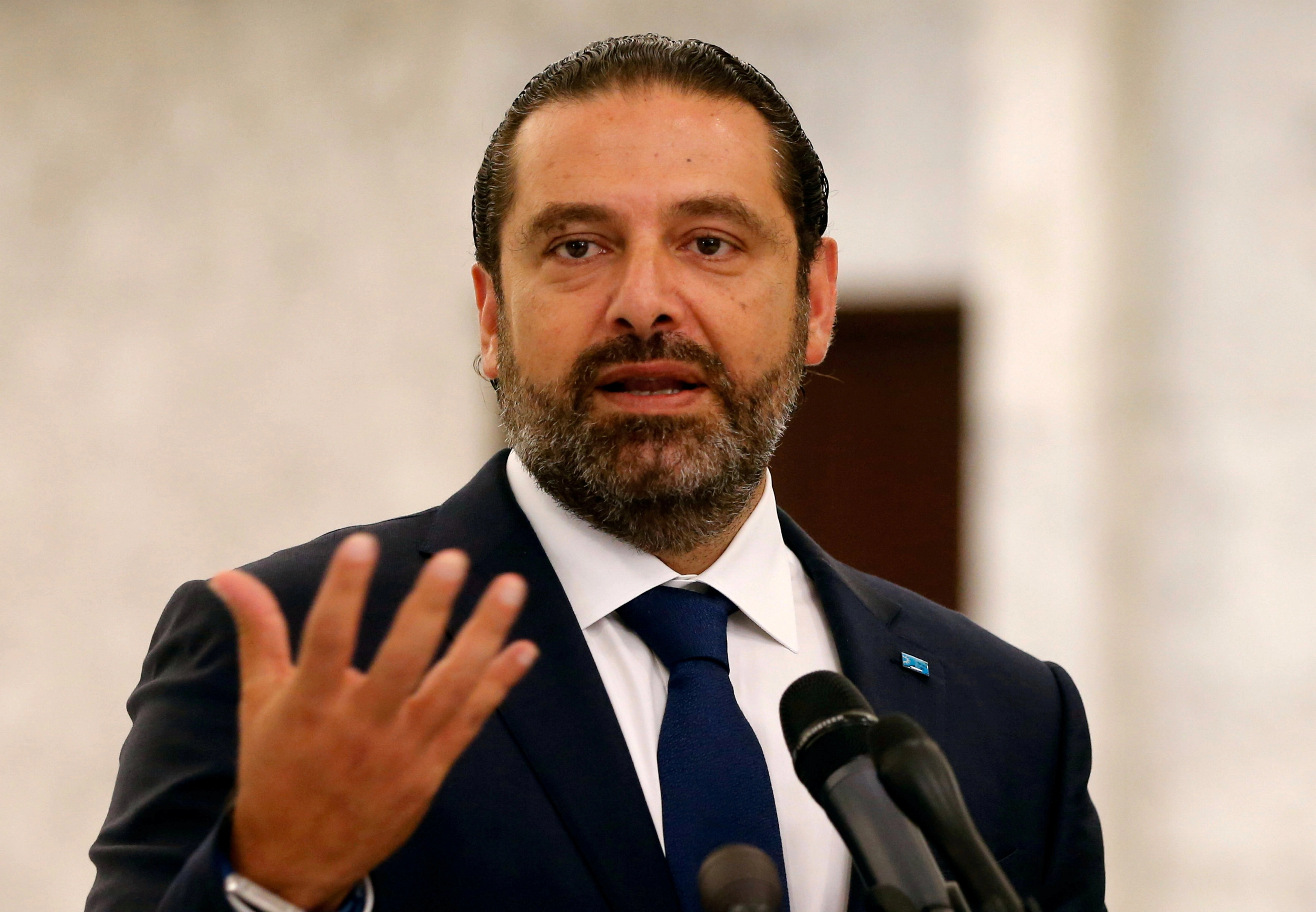 رئيس الوزراء "متفائل" بتشكيل حكومة جديدة