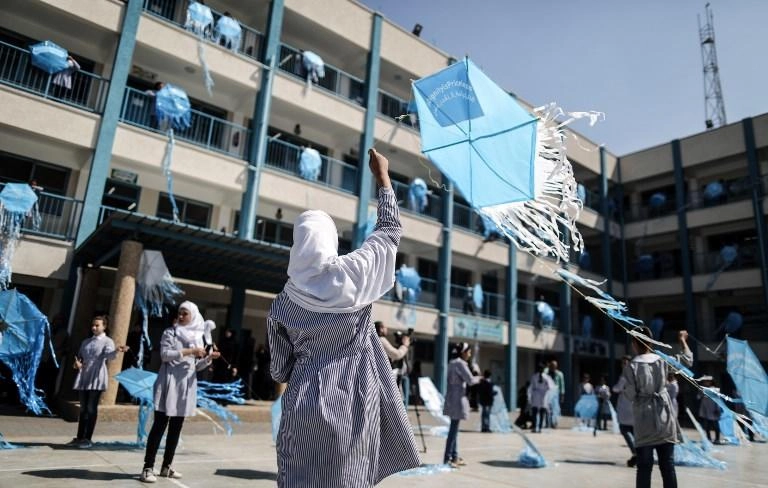 الحكومة الأذرية تتبرع بـ200 ألف دولار للوكالة 