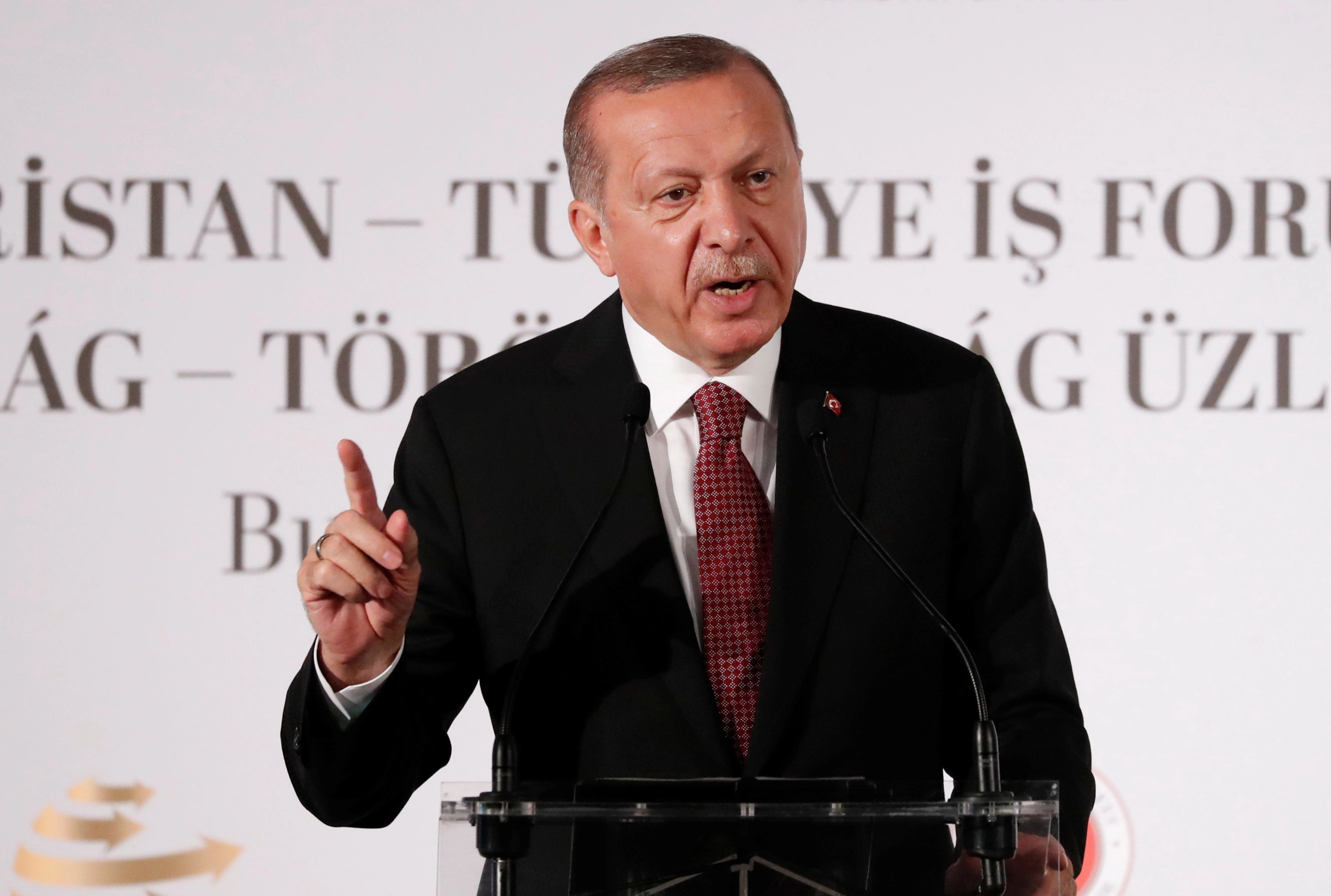 أردوغان: الاتفاق مع واشنطن حول منبج السورية تأجل "لكن لم يمت"