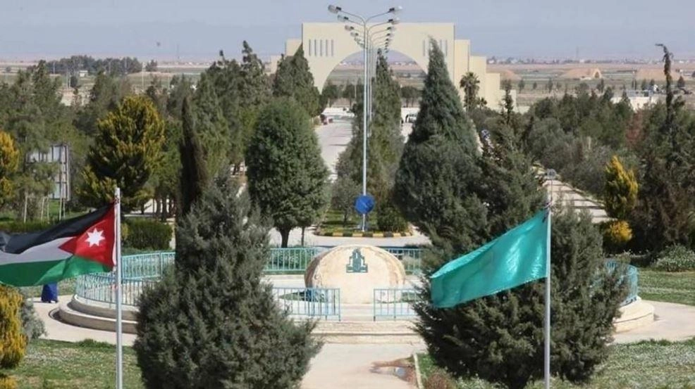 وزارة النقل لم تصرف كامل مستحقات مشغلي حافلات