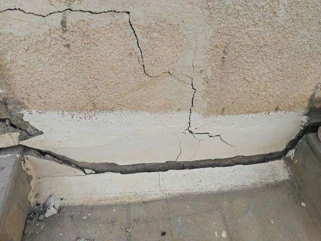 تصدعات في مدرسة "مرحبا" ولجنة فنية من وزارة التربية لتقييم الأضرار 