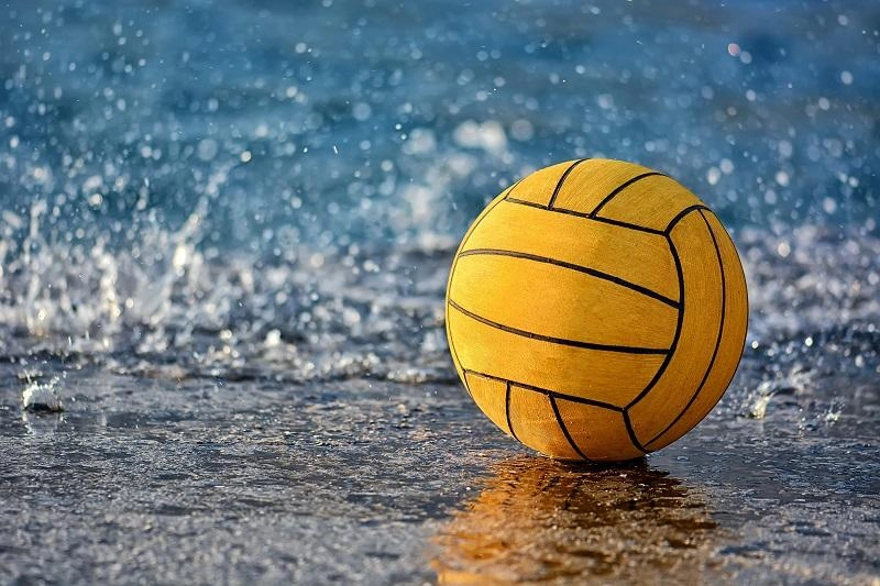 ناشطون يرغمون إسرائيل على إجراء مباراة دون جمهور