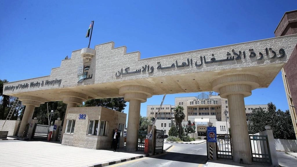 بدء أعمال تنفيذ الحماية للجسور على طريق البحر الميت