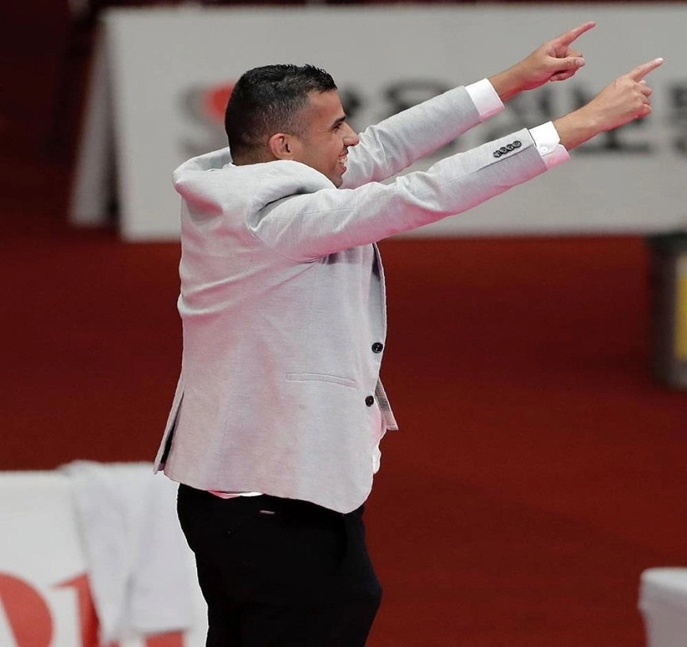 فارس العساف أفضل مدرب في بطولة كأس الرئيس
