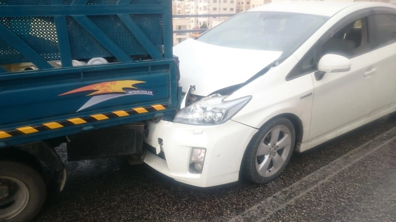 5 إصابات إثر حادث تصادم في عمّان