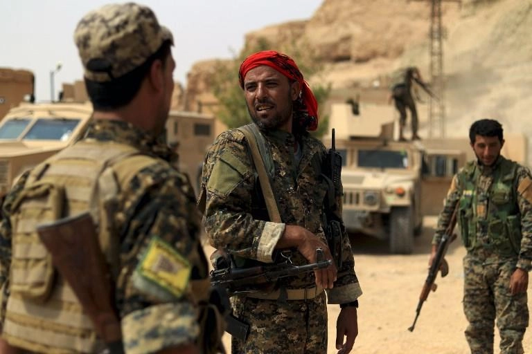 47 قتيلاً من قوات سوريا الديمقراطية في هجوم لـ "داعش"