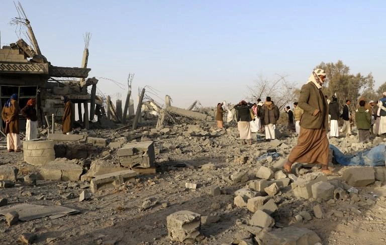 طائرة للأمم المتحدة ستخلي 50 جريحاً من الحوثيين إلى مسقط