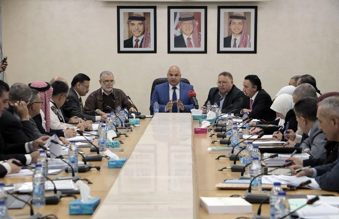 اللجنة المالية تناقش الموازنة العامة