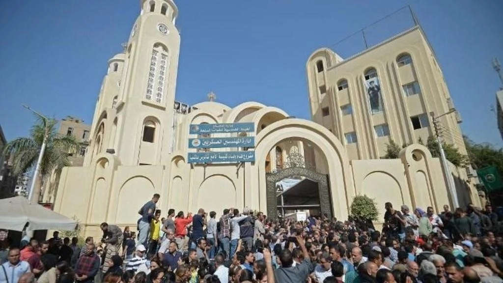 الشرطة قتلت اثنين يشتبه بتنفيذهما هجوما على مسيحيين
