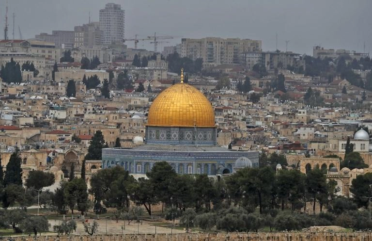 قيام دولة فلسطينية مستقلة عاصمتها القدس السبيل لتحقيق السلام
