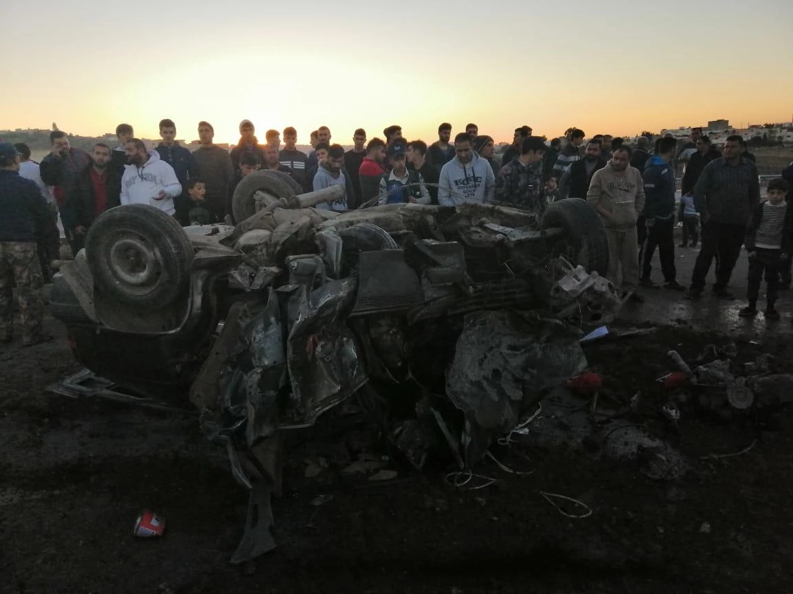 وفاة 3 أشخاص في حادث تصادم