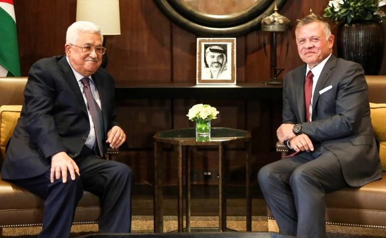 الرئيس الفلسطيني يزور الأردن الأحد 
