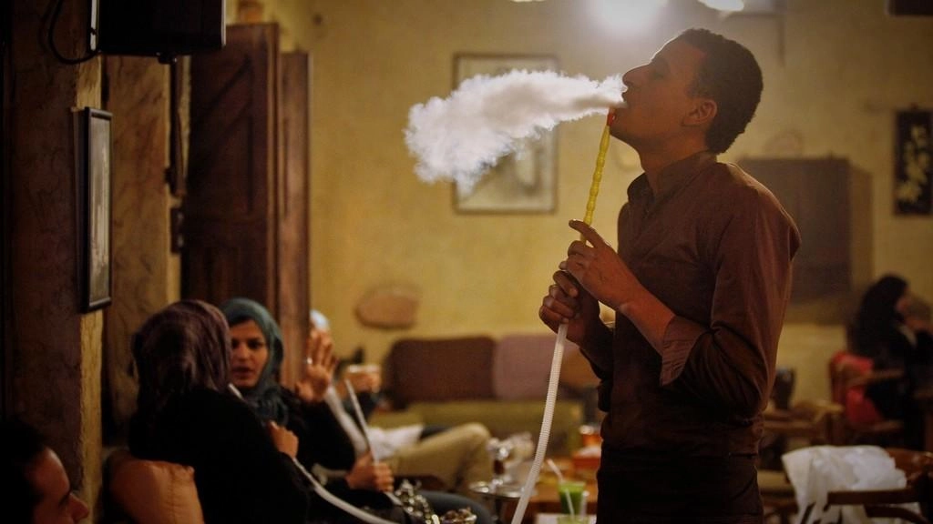 إنذار دوائر حكومية لم تتقيد بتعليمات منع التدخين