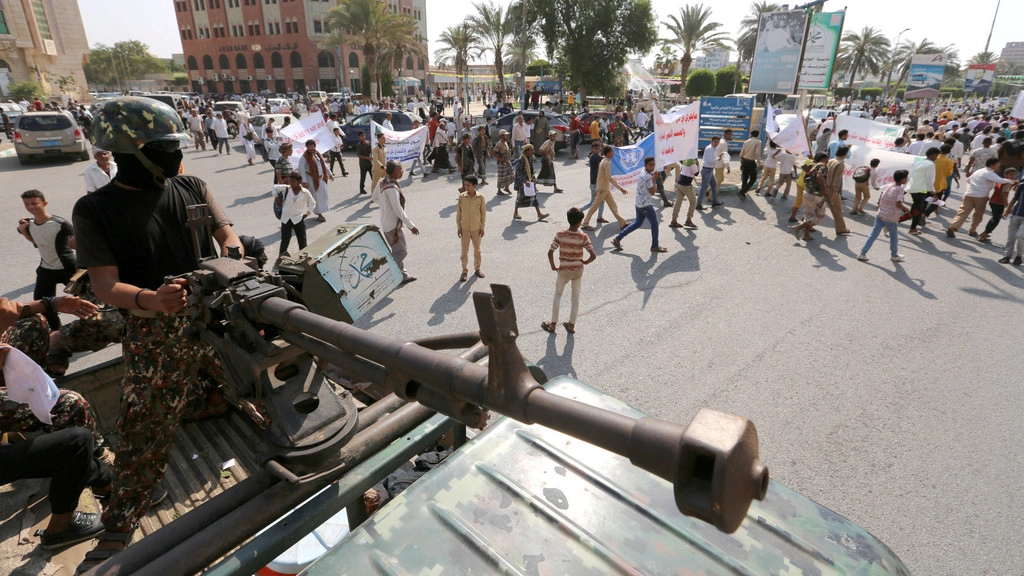 التحالف يتّهم الحوثيين بخرق الهدنة ويحذّر من انهيارها