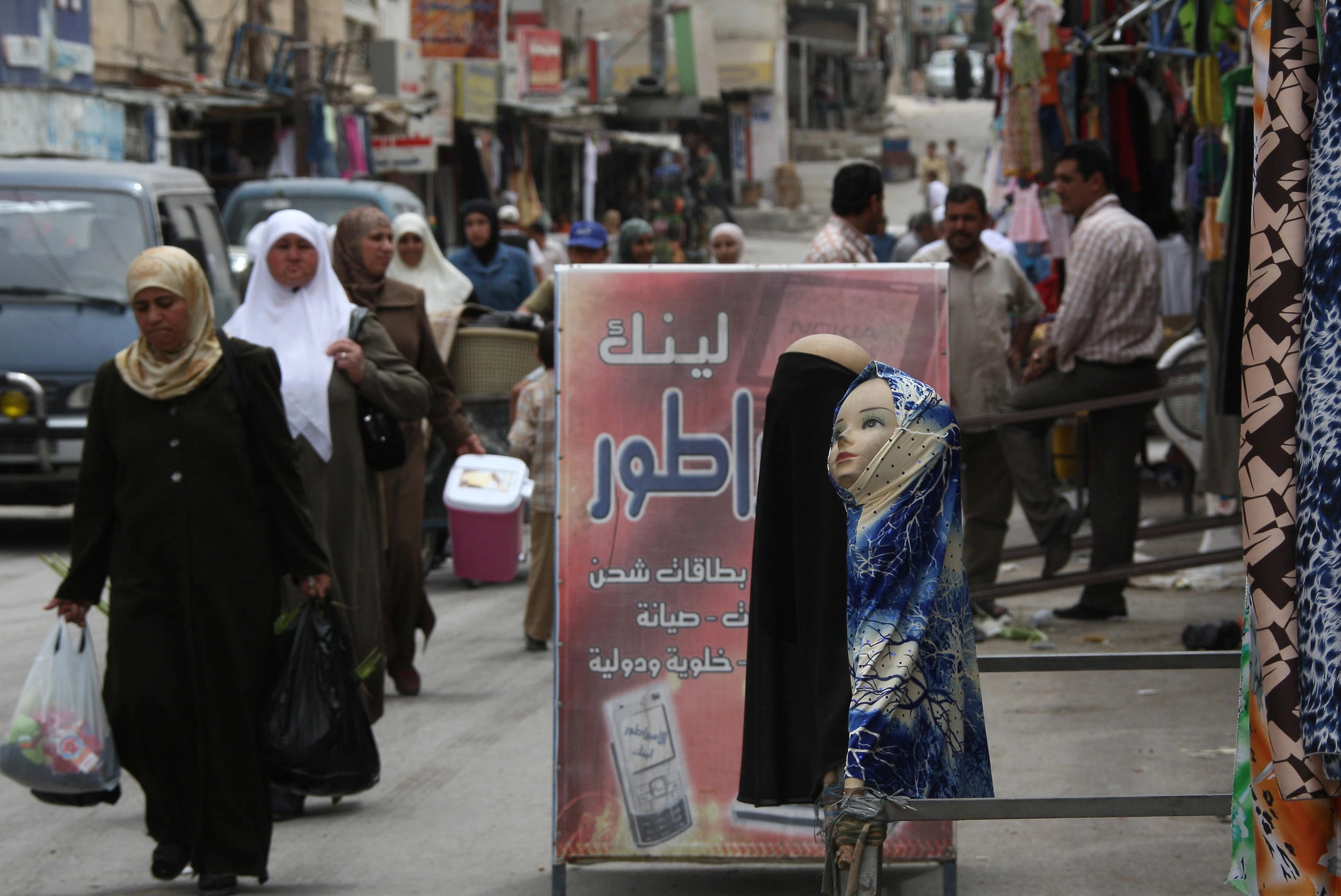 التشريعات الضريبية تتصدر برامج الكتل المرشحة  