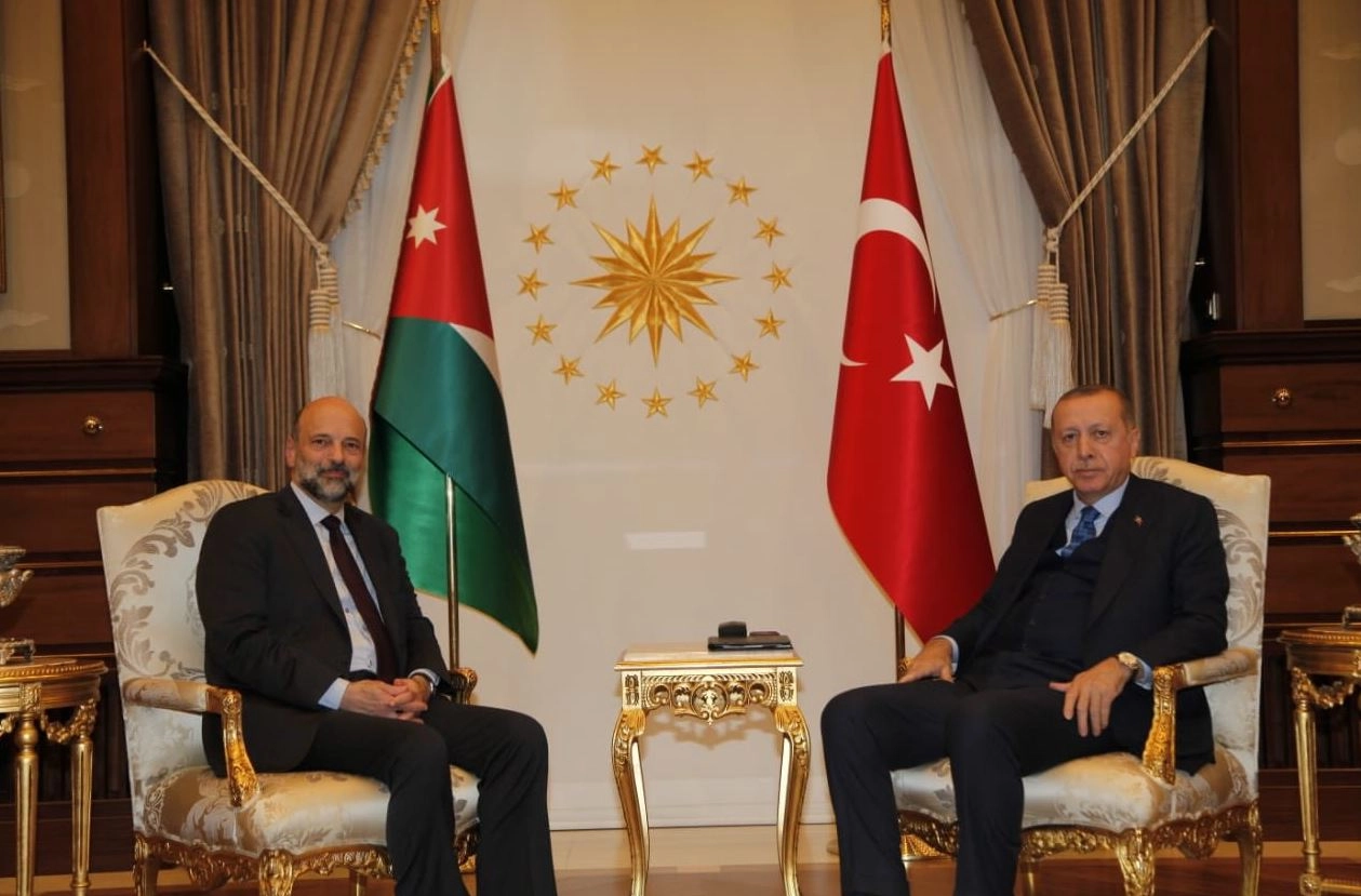 الرزاز يبحث اتفاقية التجارة الحرة مع أردوغان