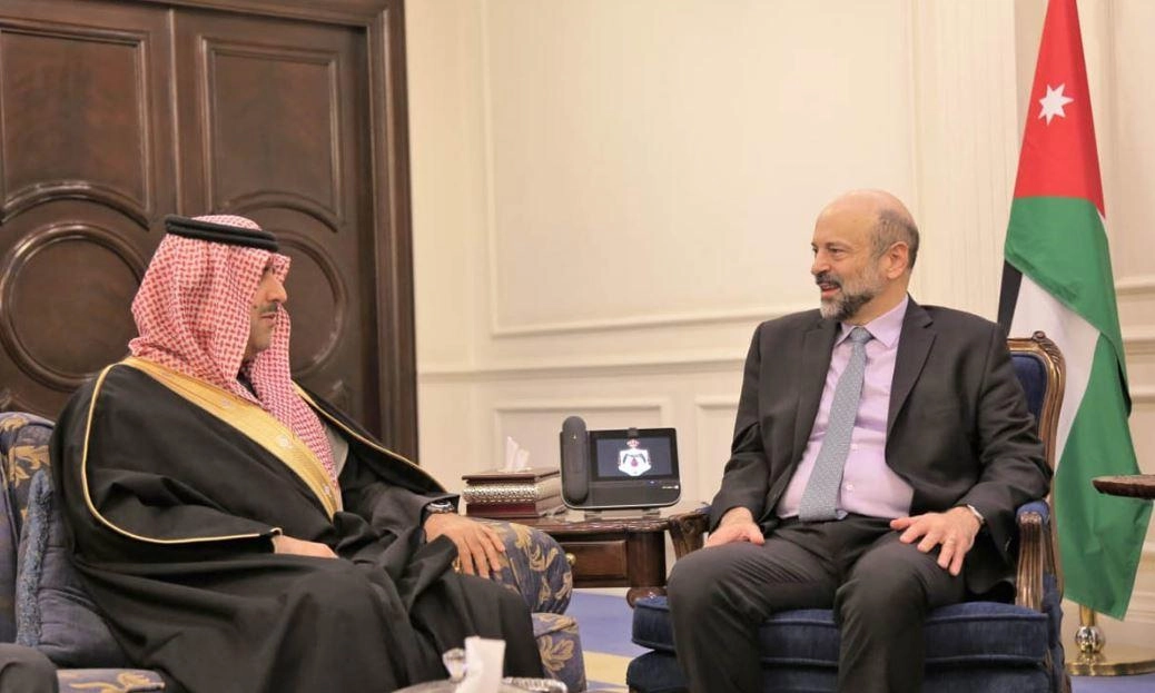 الرزاز: الأردن مستعد لتزويد السعودية بخبرات في مجال أجهزة الرقابة
