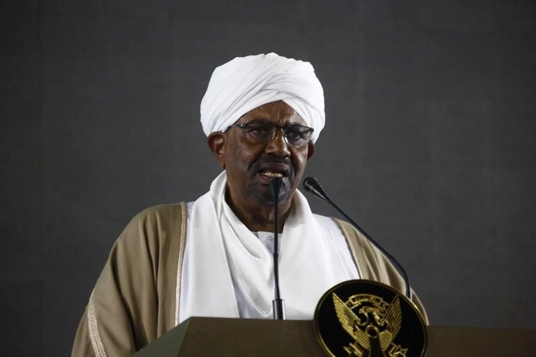 الرئيس السوادني يأمر بتشكيل لجنة تقصي حقائق