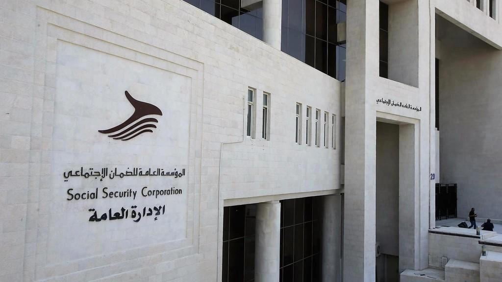 الإبلاغ عن إصابة العمل خلال 14 يوم عمل من وقوعها