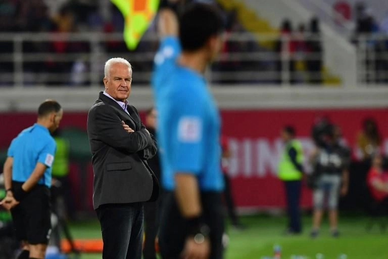إقالة مدرب المنتخب السوري