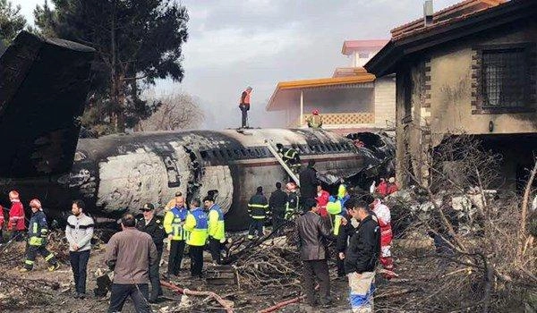مقتل 15 شخصا في تحطم طائرة شحن عسكرية