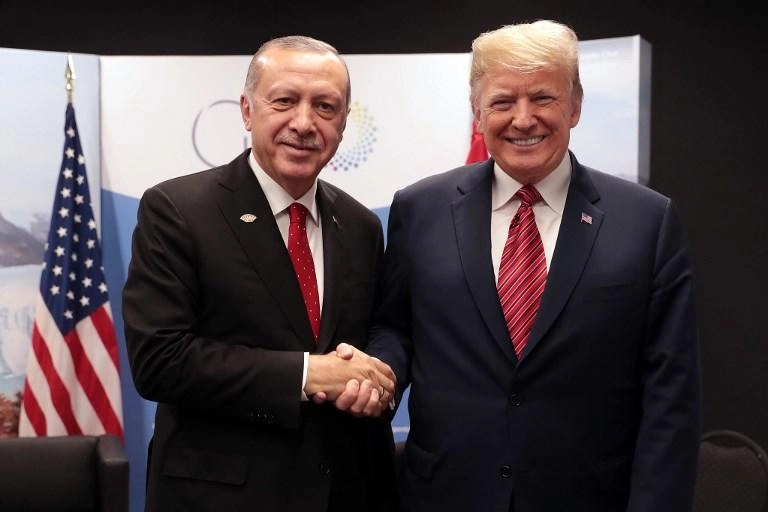 ترامب وأردوغان يبحثان إقامة منطقة أمنية