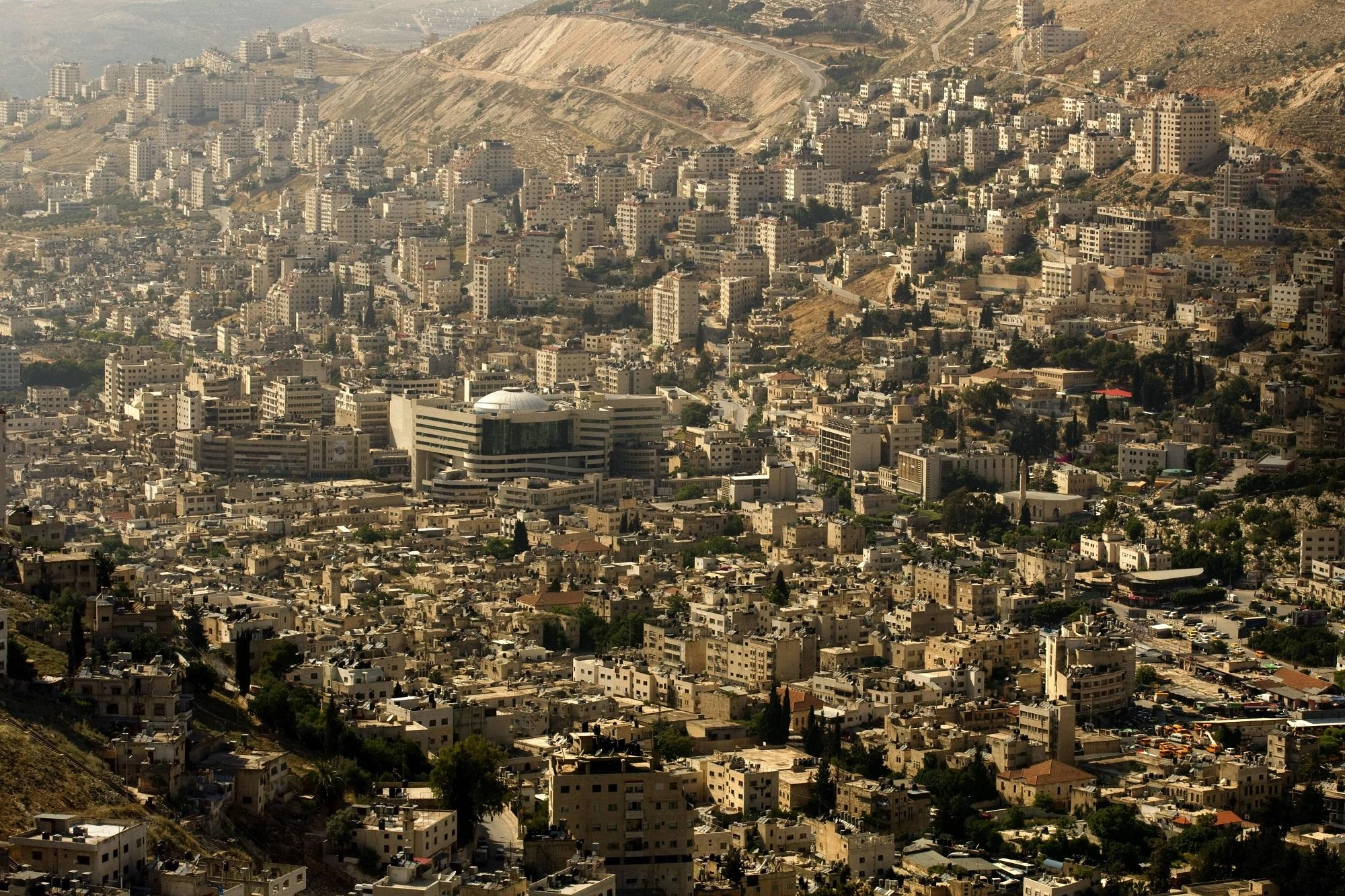مستوطن متهم بقتل فلسطينية رميا بالحجارة