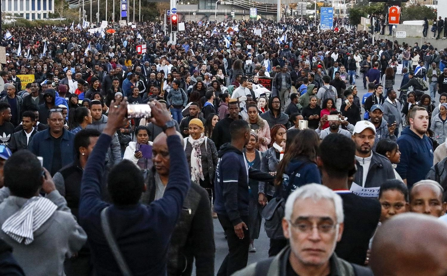 إسرائيليون من أصول إثيوبية يحتجون على عنف الشرطة