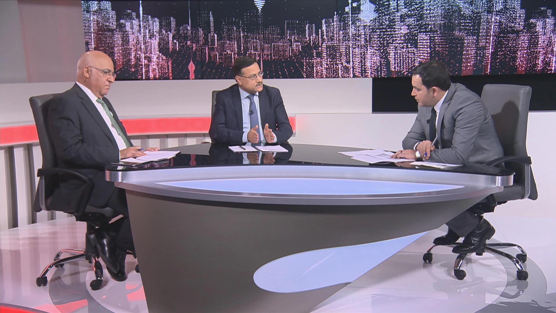 وزير المالية: التعيينات الحكومية لا تقوم على أساس واحد
