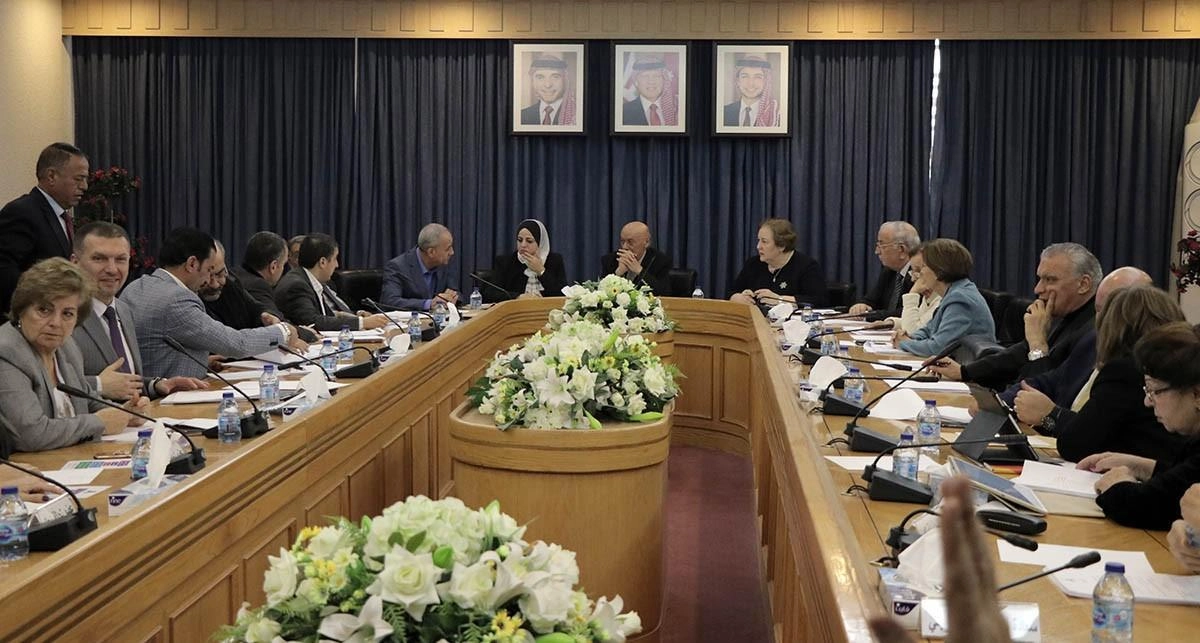 لجنة مشتركة في مجلس الأعيان تناقش المشروع المعدل لقانون العمل