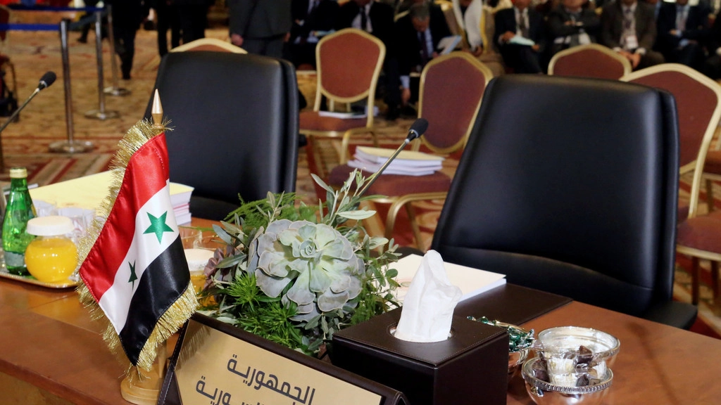 "لا توافق بعد بشأن عودة سوريا"