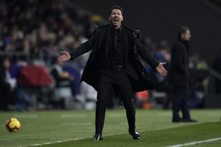 سيميوني يجدد عقده مع أتلتيكو مدريد حتى 2022