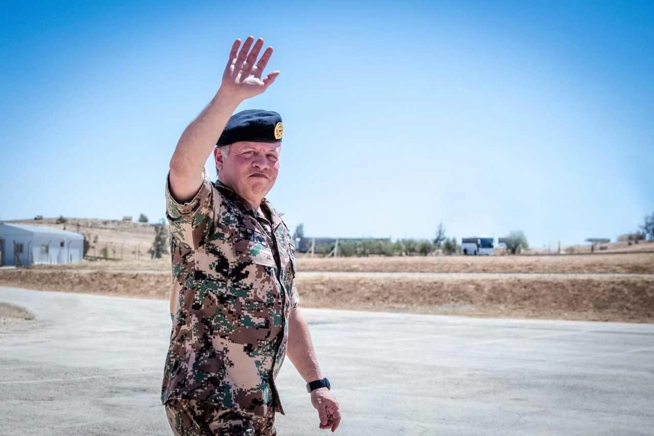 الملك يحيي جهود المحاربين القدامى