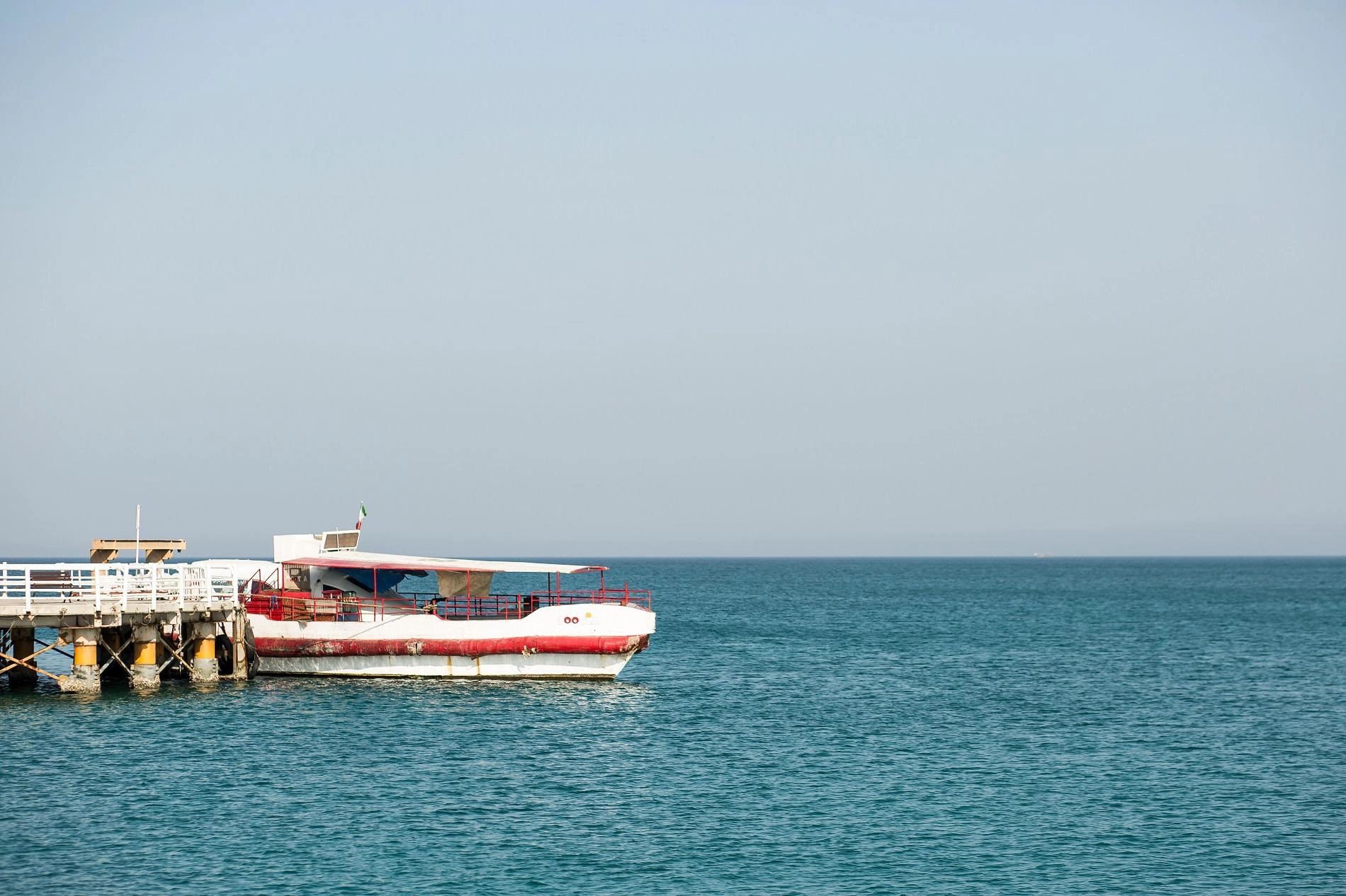 إيران تفرج عن 3 أردنيين دخلوا مياهها الإقليمية خطأ