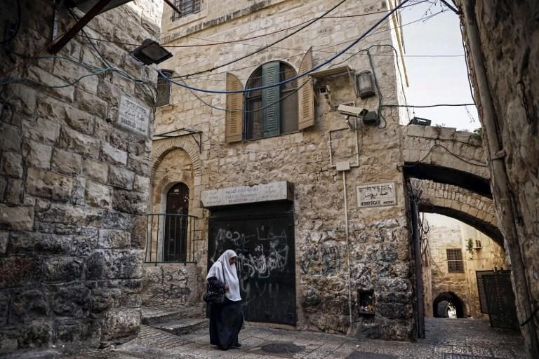 الاحتلال يهدم منزلين في القدس