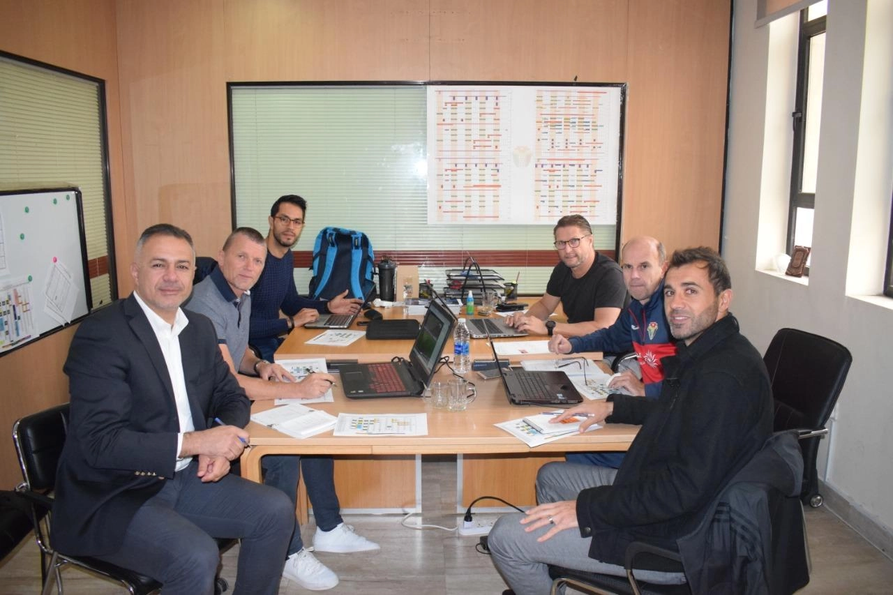 مهاجم "النشامى" سابقا ينضم للجهاز الفني للمنتخب