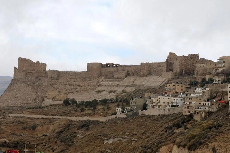 تنفيذ مشروع شبكة صرف صحي العام الحالي