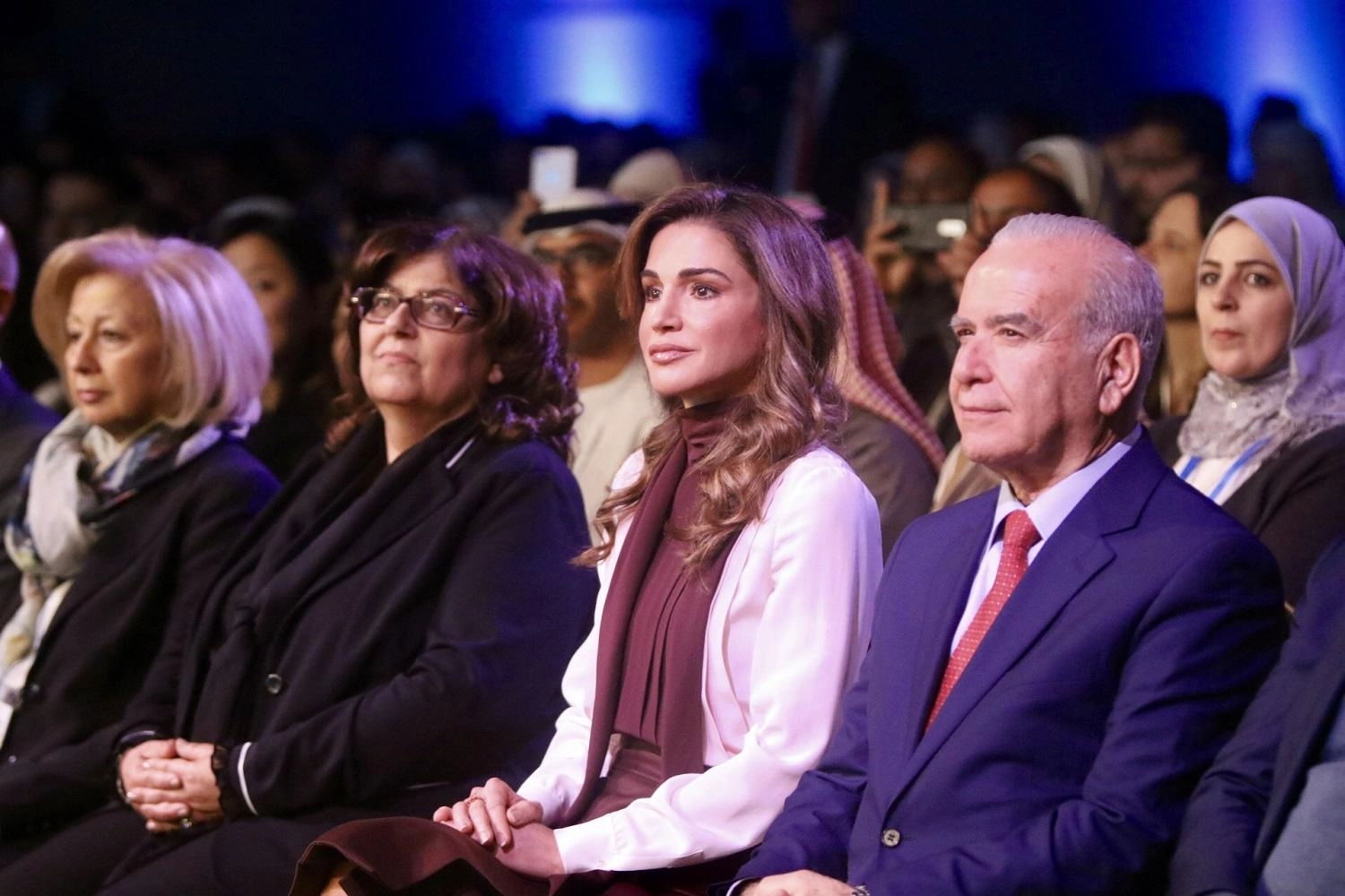 تربويون يدعون إلى تكريس المعرفة عبر إشراك الطلبة 
