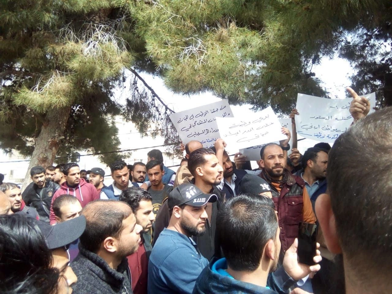 اعتصام باحثين عن عمل للأسبوع الثالث